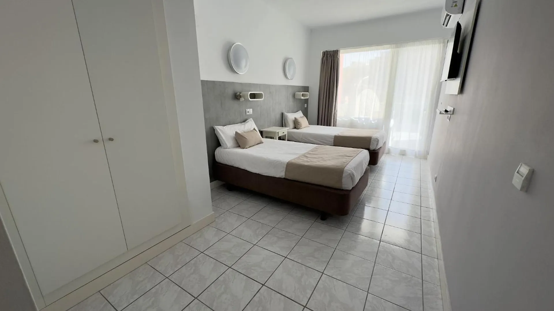 Level Mallorca - Living Playa de Palma  Spain