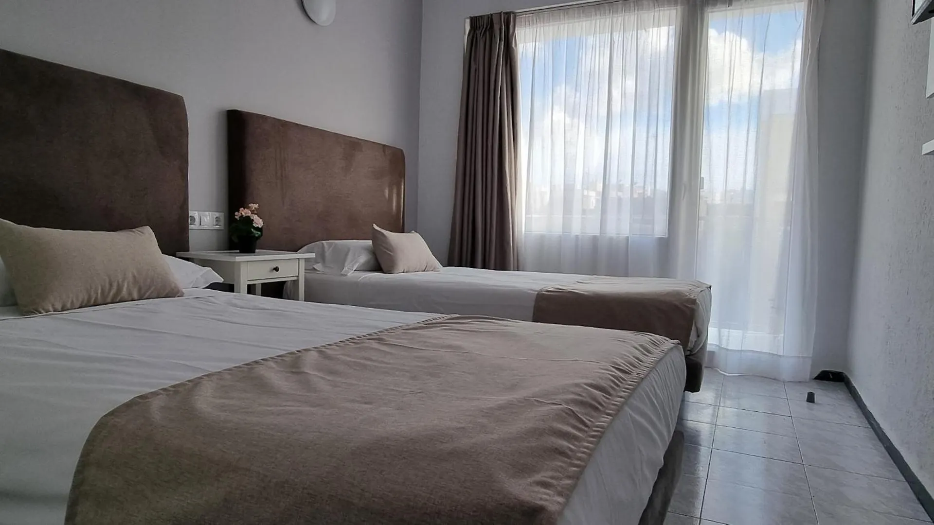 Level Mallorca - Living Playa de Palma  Spain